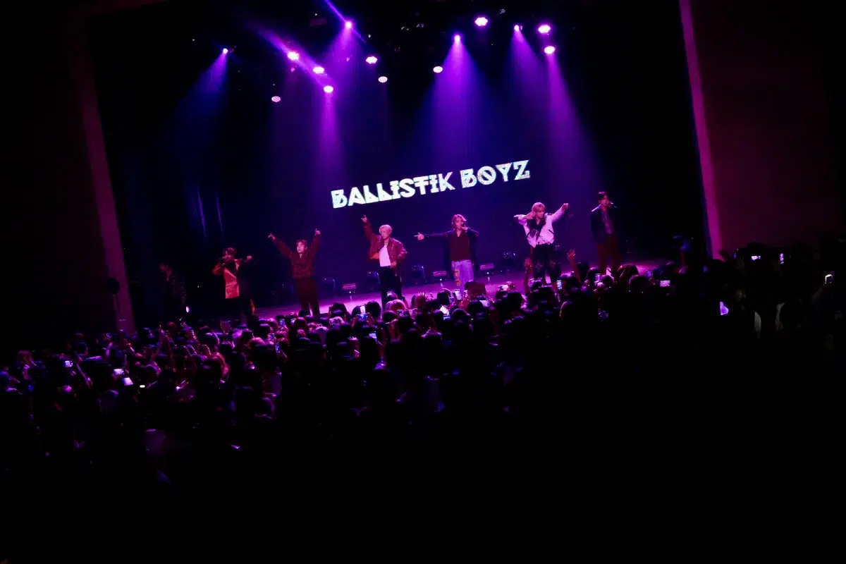 【BALLISTIK BOYZ】アジアツアーで上海初上陸!チケット即完で急遽追加公演も開催!! サプライズでEXILE AKIRAも駆けつけ会場全員で大熱唱! 5 【BALLISTIK BOYZ】アジアツアーで上海初上陸!チケット即完で急遽追加公演も開催!! サプライズでEXILE AKIRAも駆けつけ会場全員で大熱唱!