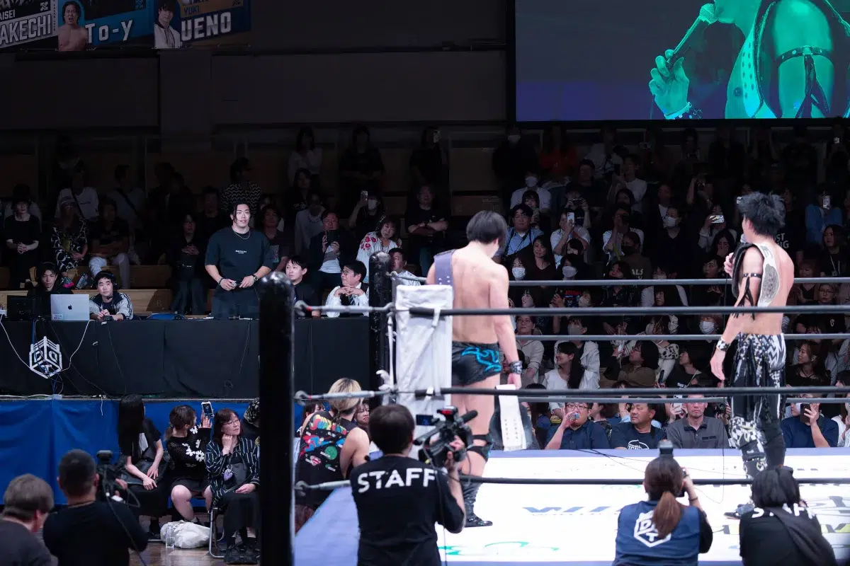 THE RAMPAGEパフォーマー兼プロレスラーの“ハイブリッドパフォーマー”【武知海青】“プロレス王”鈴木みのるとの対戦を乗り越えて 初のKO-D6人タッグ王座死守!11・3両国ではTAKESHITAと組み樋口和貞&正田壮史との対戦が決定!! 10 THE RAMPAGEパフォーマー兼プロレスラーの“ハイブリッドパフォーマー”【武知海青】“プロレス王”鈴木みのるとの対戦を乗り越えて 初のKO-D6人タッグ王座死守!11・3両国ではTAKESHITAと組み樋口和貞&正田壮史との対戦が決定!!