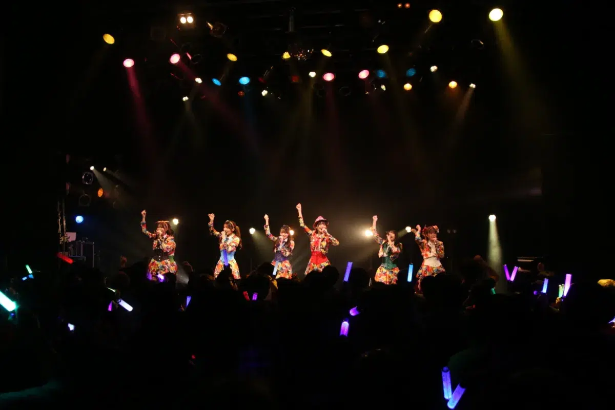 SUPER☆GiRLS×東京女子流、初のツーマンライブにファン熱狂！王道とクールが織りなした「一日限りの本当にスペシャルなライブ」
