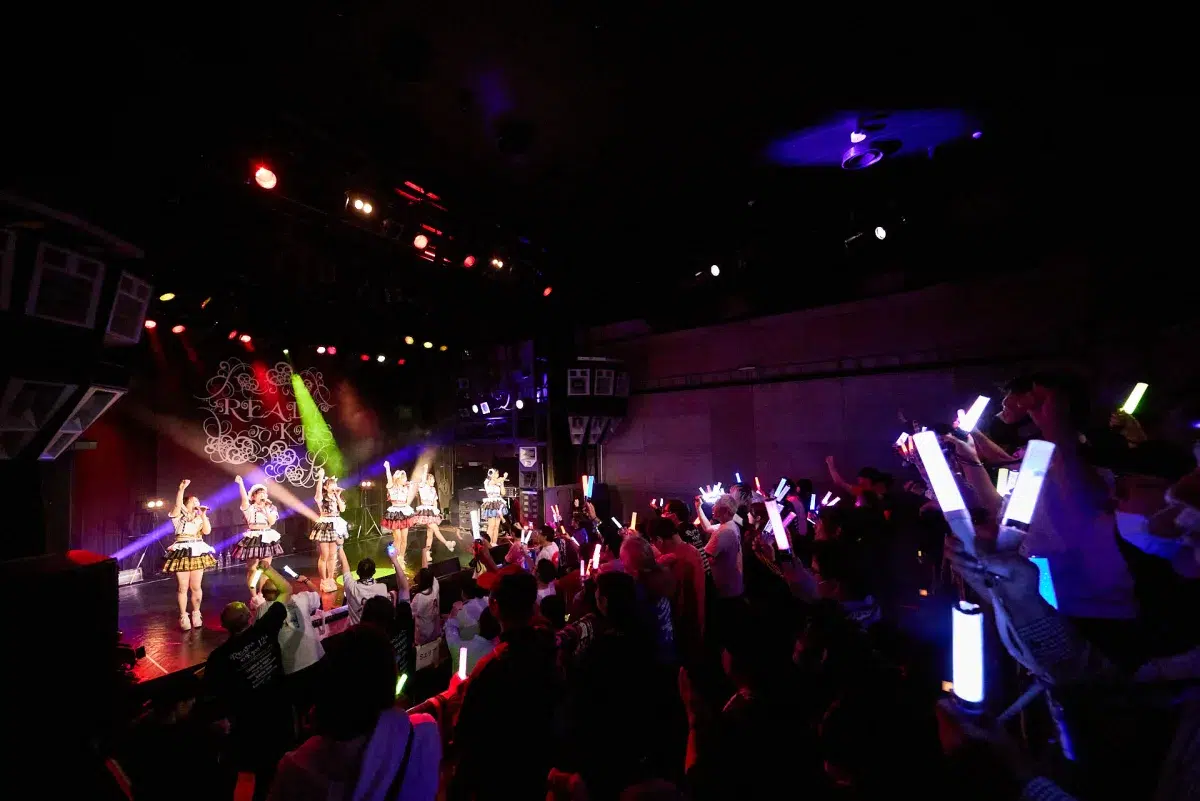 READY TO KISSが12周年公演で見せた、継続こそが最強の進化してゆく姿。
