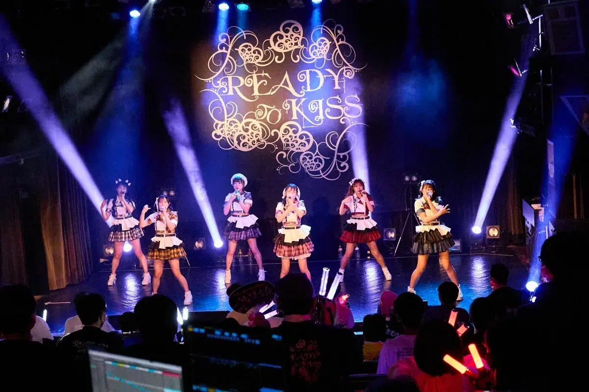 READY TO KISSが12周年公演で見せた、継続こそが最強の進化してゆく姿。