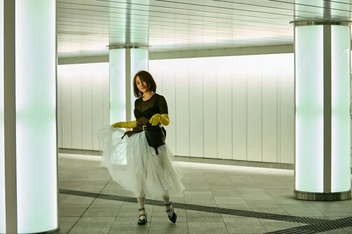 吉川友、新配信シングル「Ordinary Love」を10月31日リリース決定。Emeraldが初の楽曲提供 4 吉川友、新配信シングル「Ordinary Love」を10月31日リリース決定。Emeraldが初の楽曲提供