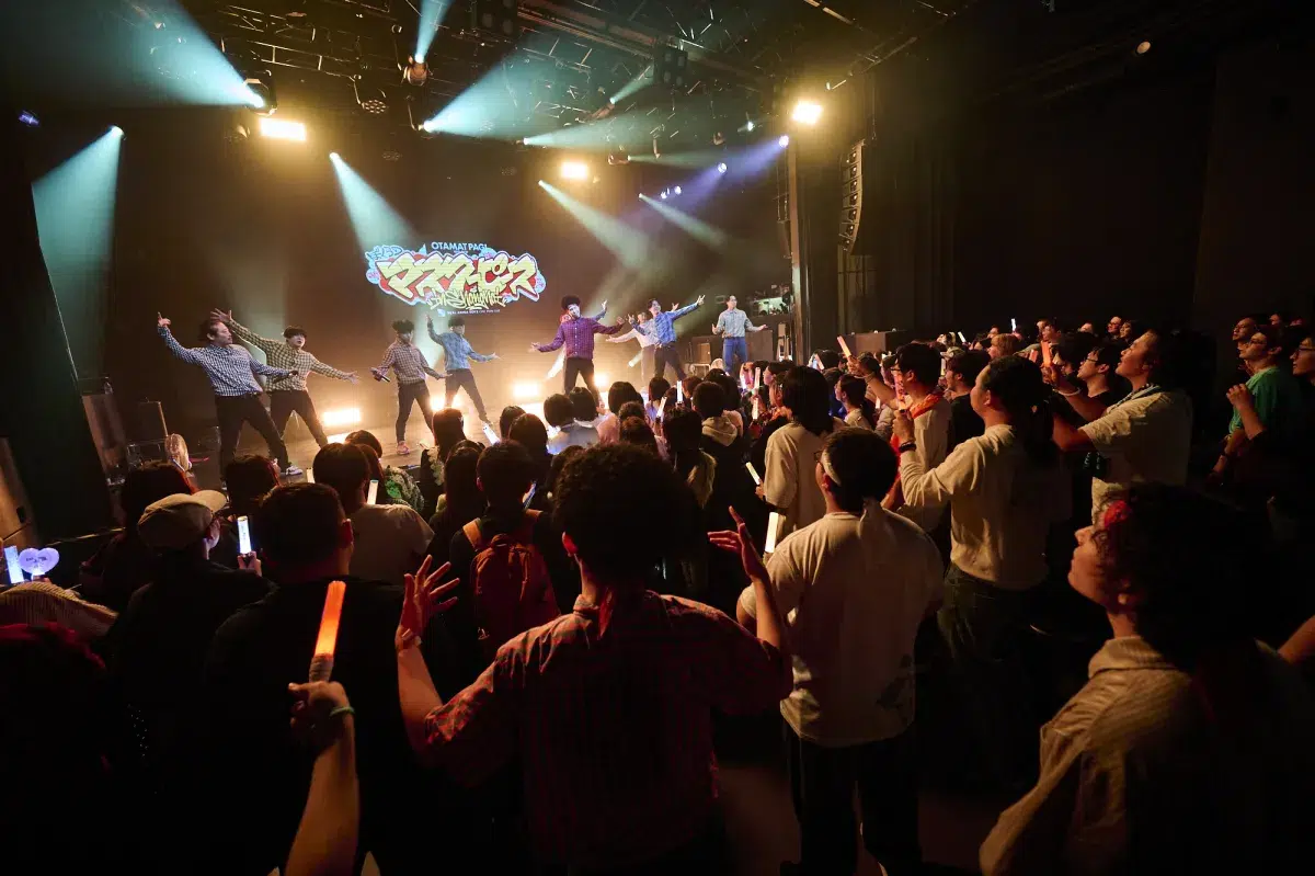 REAL AKIBA BOYZ 初の海外ワンマンライブを中国・上海で開催！ 中国史上初となるダンスライブは大盛況にて終演！