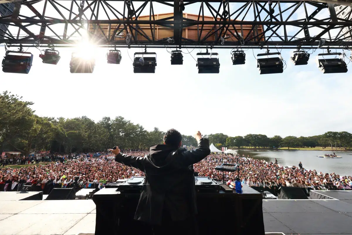 【EXILE AKIRA/EXILE TRIBE】初の地元凱旋ライブ！五郎丸とタッグを組み主催した静岡県磐田市の魅力を全国へ発信する音楽フェス『Iwata Seaside DREAM Fes 2025』開催！! LDH所属アーティスト総勢10組出演！