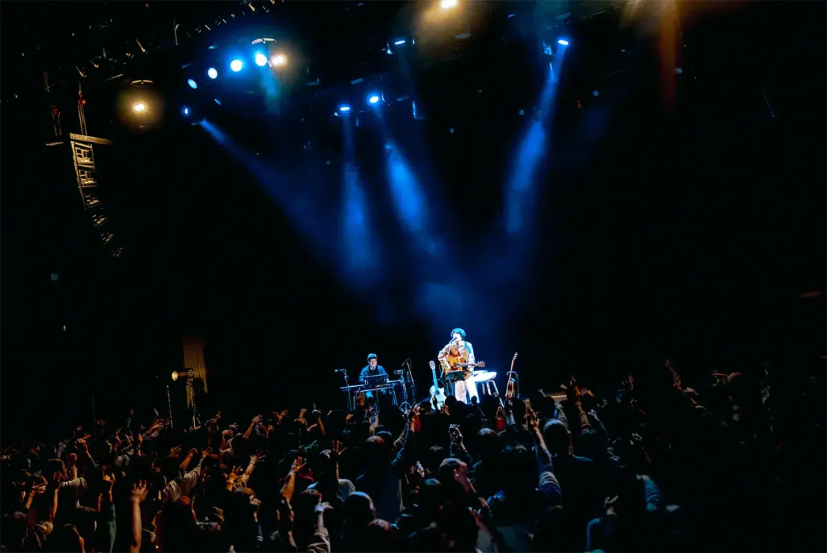 石崎ひゅーい、全国14公演のライブツアースタート！来年3月にニューアルバム発売決定！