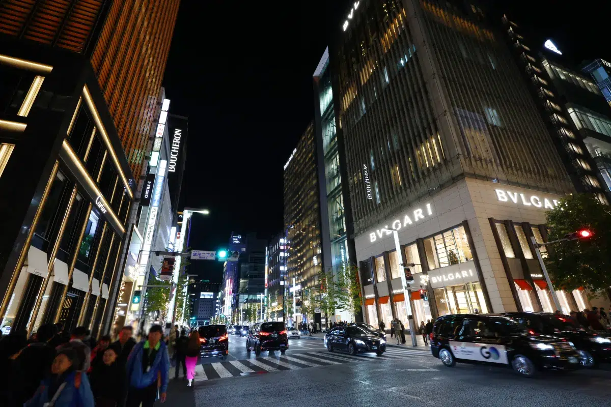 松下奈緒、総額3.5億円超のジュエリーで銀座に登場。「GINZA GILC NIGHT 2025」点灯式で華を添える