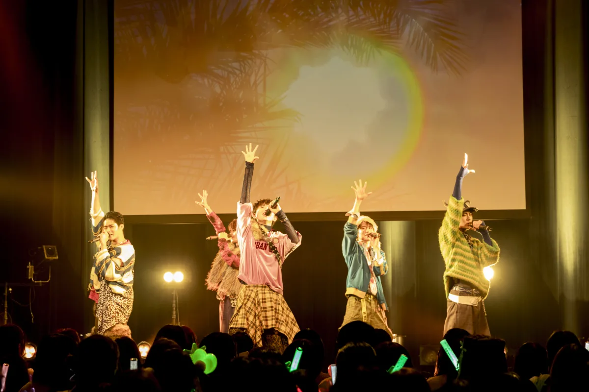 SEVENIC、最大規模ワンマンライSpotify O-WESTで「PanGaiavol.3」開催！新たな航路を切り拓く「出航式」“新パフォーマンス「サインスピニング」初披露