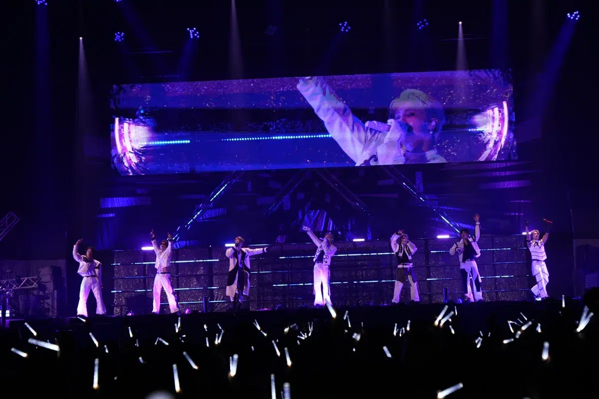 【BALLISTIK BOYZ】第二章開幕の集大成となる待望の東京でのアリーナ公演！！グループ初のウィンターラブソング「Winter Glow」を初披露して今年1年を締めくくる！