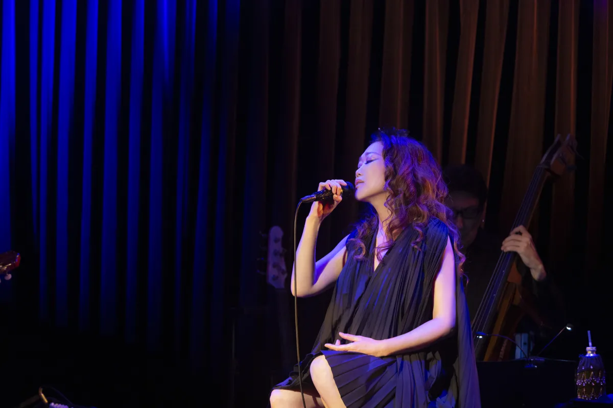 JUJU、15年連続となるBLUE NOTE TOKYOでのJAZZ LIVEを開催。恋にまつわる名曲たちを、物語として届けたDELICIOUSな空間。