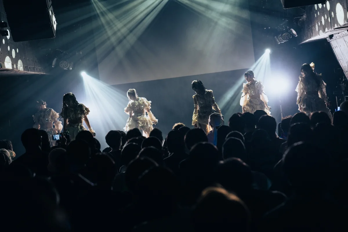 「絶対成功させたい」その言葉に嘘はない。史上最大O-EASTへ挑むMirror, Mirrorの4周年ツアー、伝説の幕開けを見逃すな。涙と熱狂の初日公演、彼女たちの覚悟がここにある🔥 2 「絶対成功させたい」その言葉に嘘はない。史上最大O-EASTへ挑むMirror, Mirrorの4周年ツアー、伝説の幕開けを見逃すな。涙と熱狂の初日公演、彼女たちの覚悟がここにある🔥