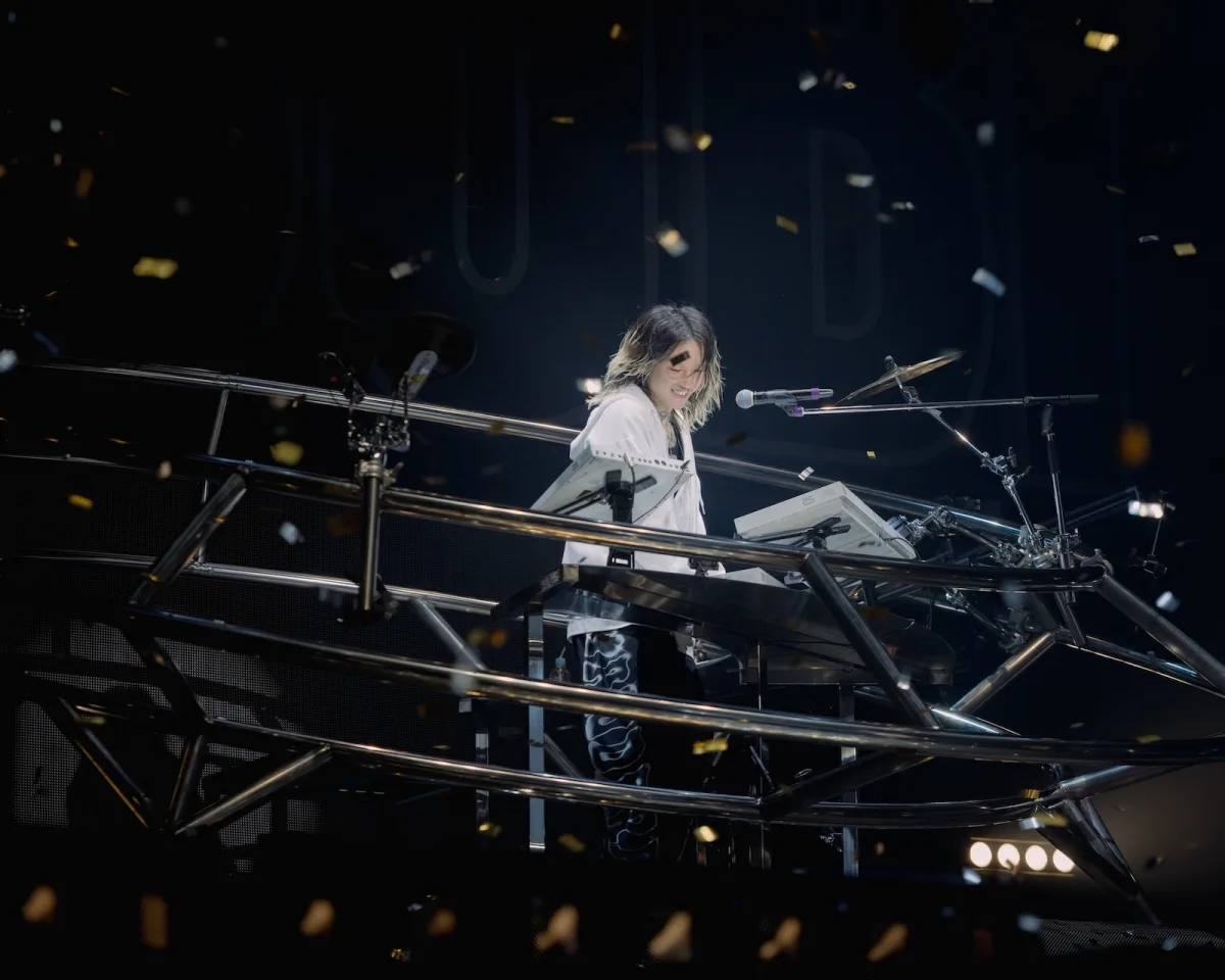 自身初の全国ホールツアー「YOASOBI HALL TOUR 2025 WANDARA」14箇所全40公演を完走！さらに、2026年に日本人アーティスト初となる”アジア10大ドーム＆スタジアムツアー”の開催が決定！