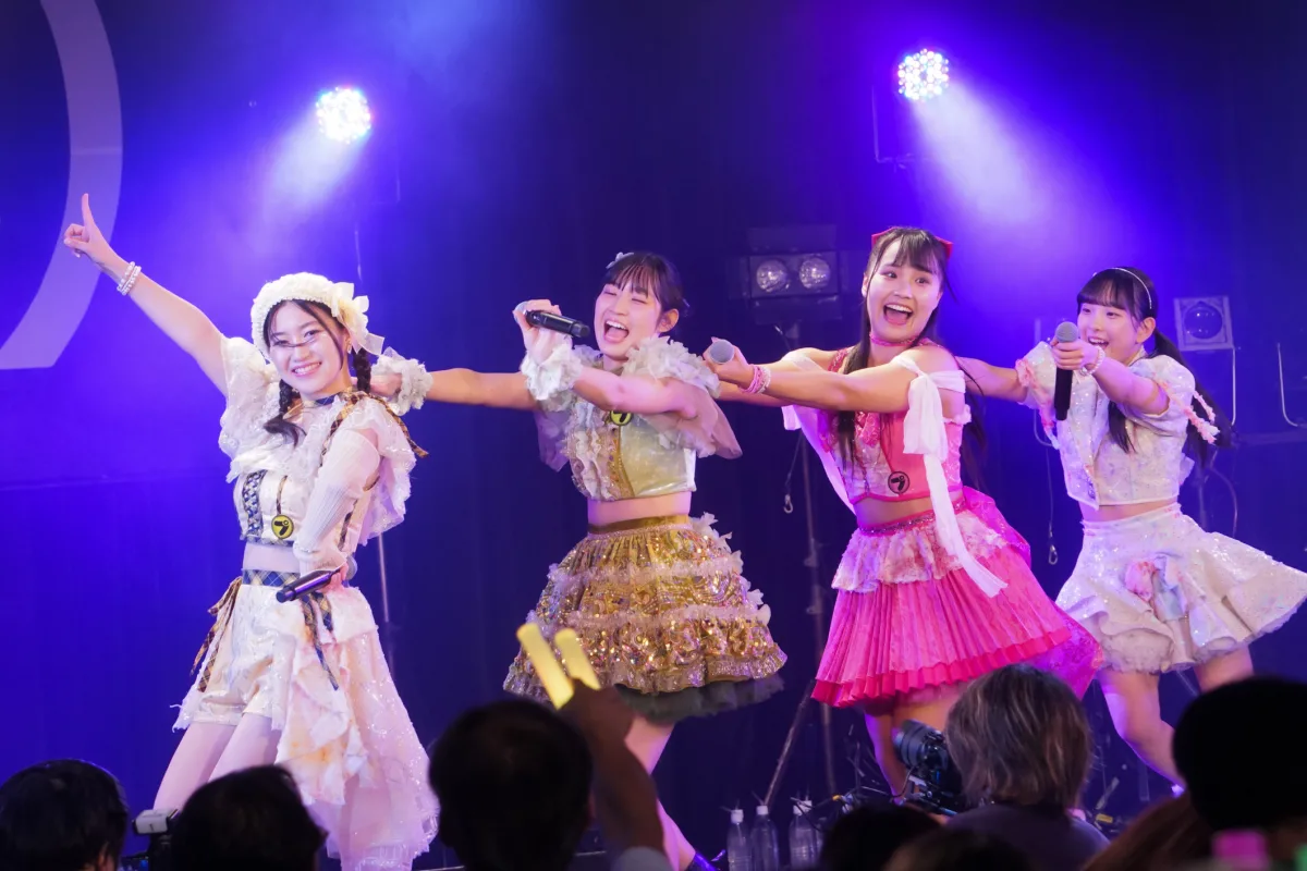 まさかの転身!元マネージャーがアイドルに!? にきちゃん新メンに「元オタク兼マネージャー」が加入という漫画みたいな展開!さらに一輪車世界レベルの逸材も🚲新体制お披露目のアプガフェスが情報過多すぎてヤバい 101 まさかの転身!元マネージャーがアイドルに!? にきちゃん新メンに「元オタク兼マネージャー」が加入という漫画みたいな展開!さらに一輪車世界レベルの逸材も🚲新体制お披露目のアプガフェスが情報過多すぎてヤバい