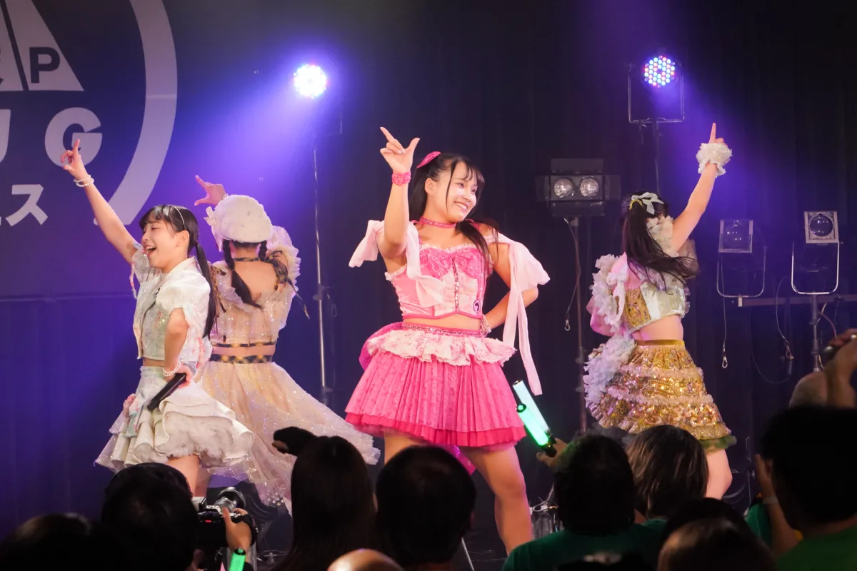 まさかの転身!元マネージャーがアイドルに!? にきちゃん新メンに「元オタク兼マネージャー」が加入という漫画みたいな展開!さらに一輪車世界レベルの逸材も🚲新体制お披露目のアプガフェスが情報過多すぎてヤバい 85 まさかの転身!元マネージャーがアイドルに!? にきちゃん新メンに「元オタク兼マネージャー」が加入という漫画みたいな展開!さらに一輪車世界レベルの逸材も🚲新体制お披露目のアプガフェスが情報過多すぎてヤバい