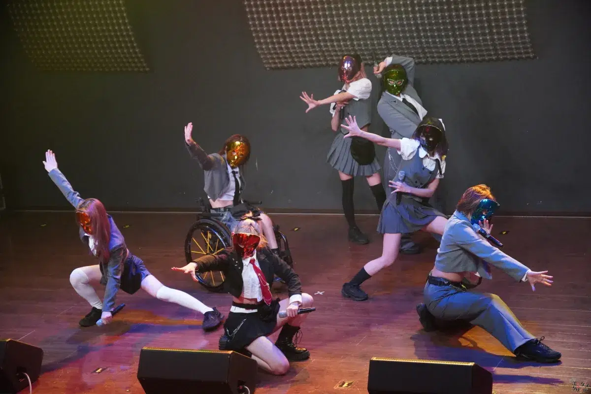 仮面女子・森下舞桜生誕祭 自腹プロデュースの“K-POP風”新衣装で魅せた「不動のセンター」7年目の覚悟と進化 79 仮面女子・森下舞桜生誕祭 自腹プロデュースの“K-POP風”新衣装で魅せた「不動のセンター」7年目の覚悟と進化