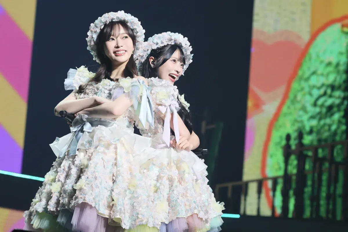【伝説の一夜】AKB48 20周年記念コンサート千秋楽に前田敦子・大島優子らレジェンドOGが涙！ AKB48 67thシングル発売もサプライズ発表！初センターは4日に昇格したばかりの次世代エース・伊藤百花！