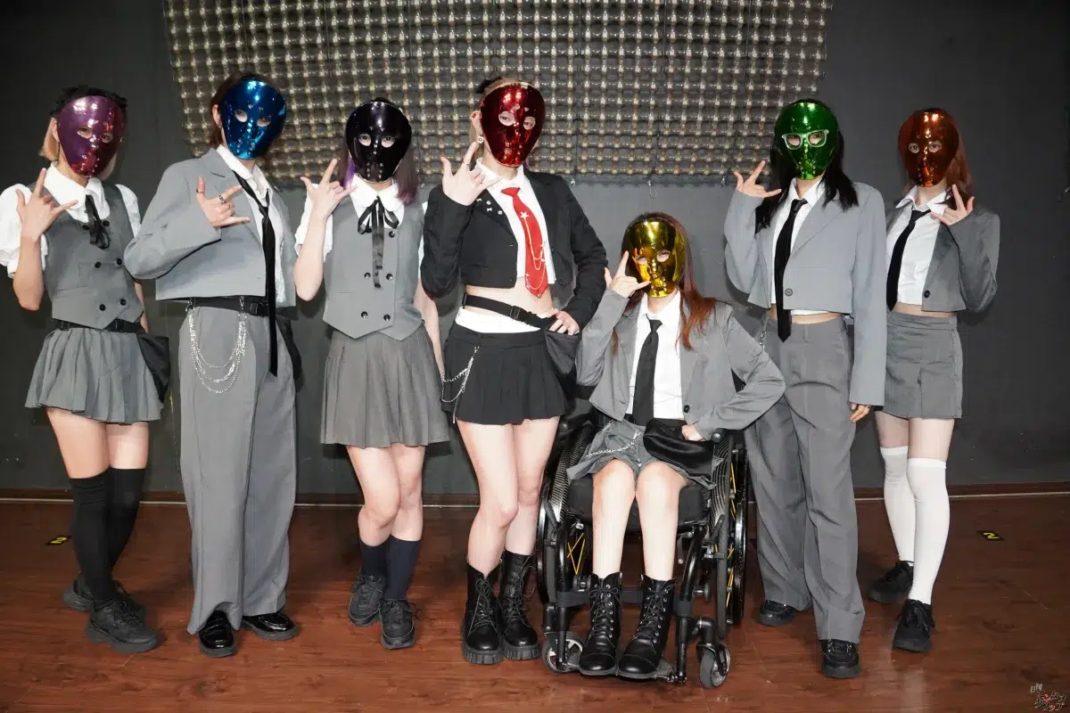 仮面女子・森下舞桜生誕祭 自腹プロデュースの“K-POP風”新衣装で魅せた「不動のセンター」7年目の覚悟と進化 3 仮面女子・森下舞桜生誕祭 自腹プロデュースの“K-POP風”新衣装で魅せた「不動のセンター」7年目の覚悟と進化