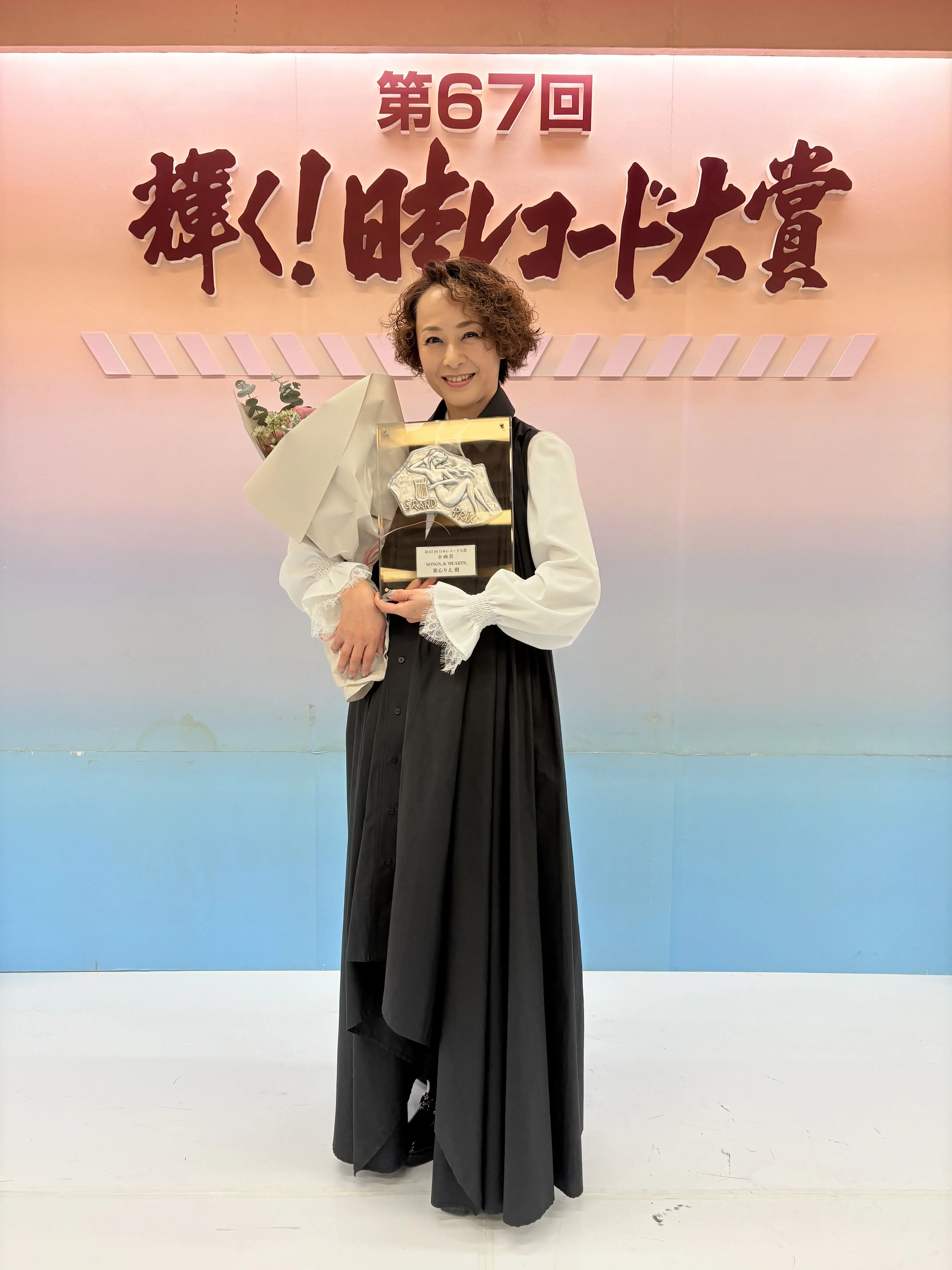 歌心りえ」前代未聞の2レコード会社からの同時リリースアルバム『SONGS