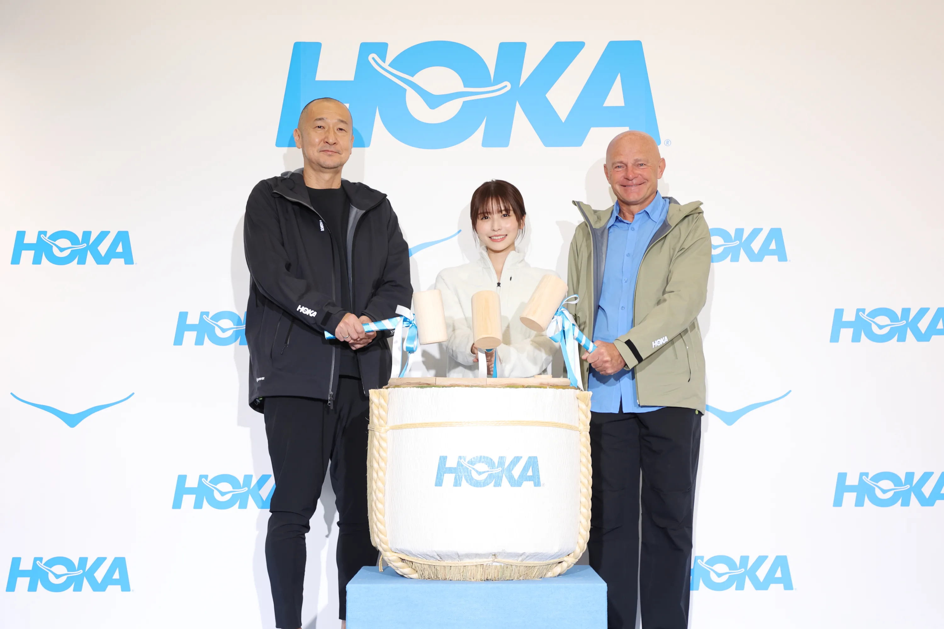 pic20251214HOKA1.webp