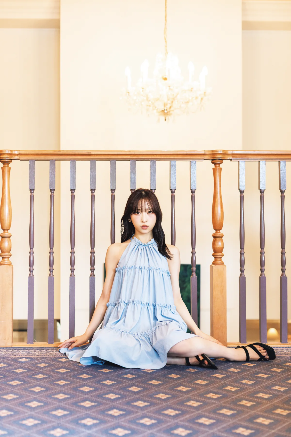 女子必見！AKB48小栗有以の私服＆愛用スキンケアを全公開。「AB型の左利き」が詰まった一冊がエモすぎる