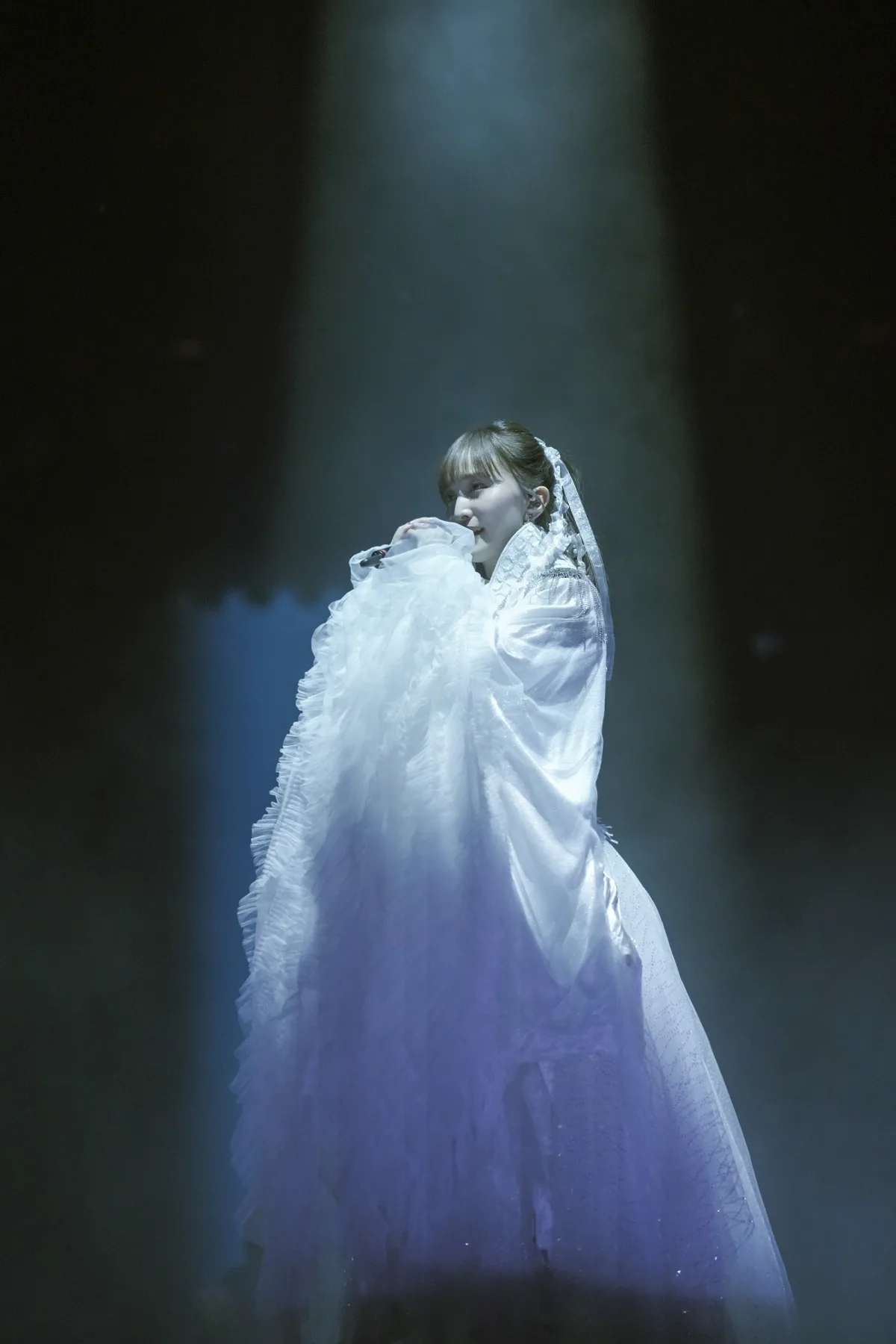 ももクロが冬恒例のワンマンライブ『ももいろクリスマス』を開催。15回目となる今回のテーマは“宇宙旅行”。王道と定番を押さえつつも、AIを活用した演出を加えるなど新たなクリスマスライブに！