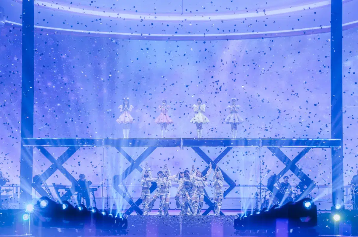 ももクロが冬恒例のワンマンライブ『ももいろクリスマス』を開催。15回目となる今回のテーマは“宇宙旅行”。王道と定番を押さえつつも、AIを活用した演出を加えるなど新たなクリスマスライブに！