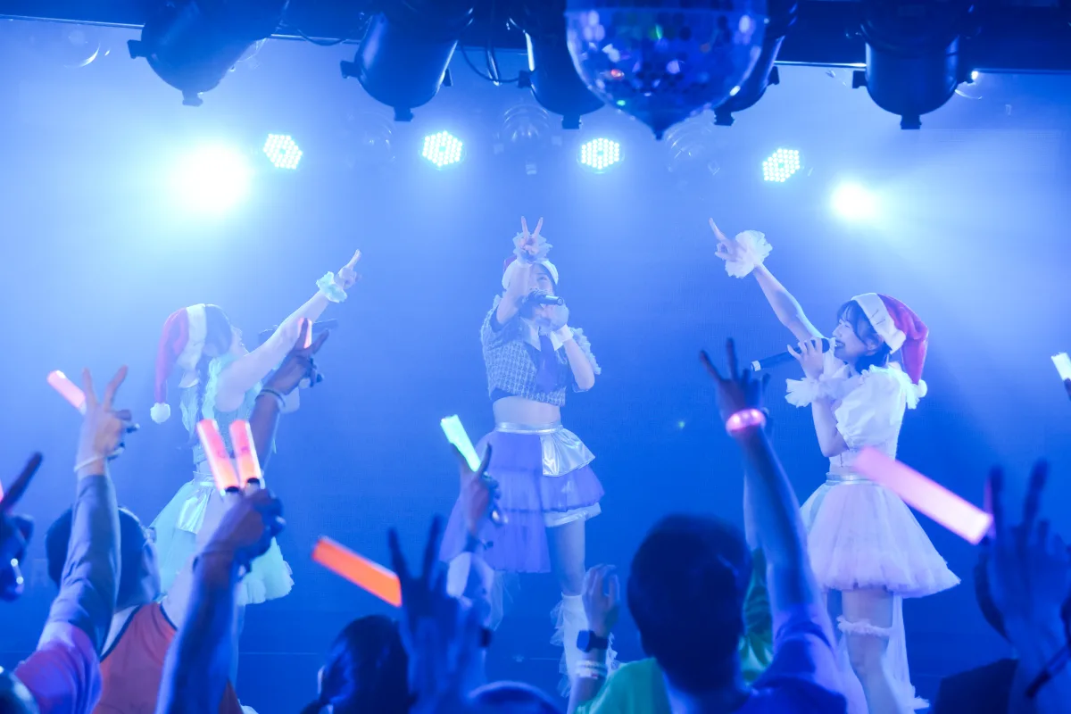 アプガ2、新体制初のXmas単独で新曲「好きバレっぴ」解禁！可愛さ全開のポップチューンに観客悶絶😍Zeppワンマン直前、7人の結束が最高潮へ！12/29はZepp DiverCityに集合だ🔥