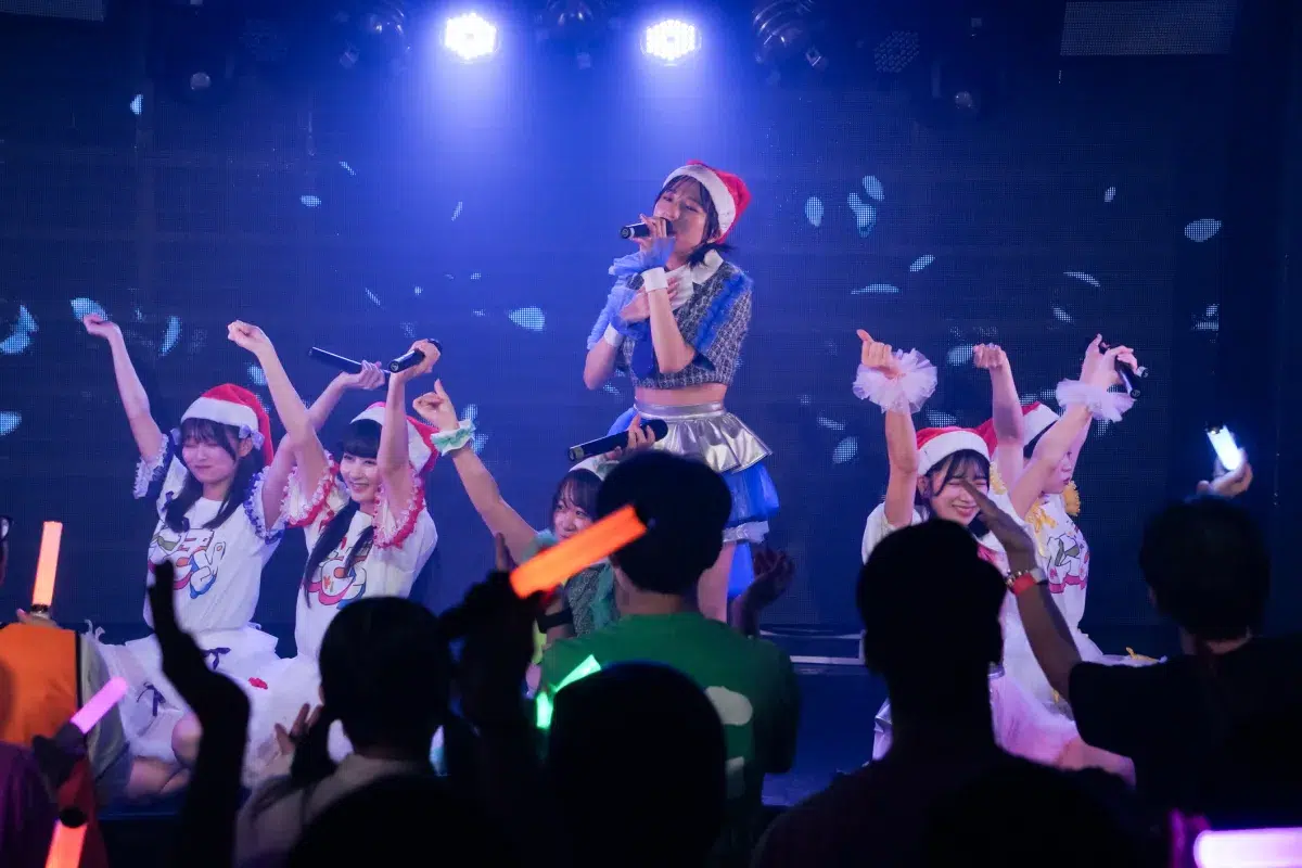アプガ2、新体制初のXmas単独で新曲「好きバレっぴ」解禁！可愛さ全開のポップチューンに観客悶絶😍Zeppワンマン直前、7人の結束が最高潮へ！12/29はZepp DiverCityに集合だ🔥