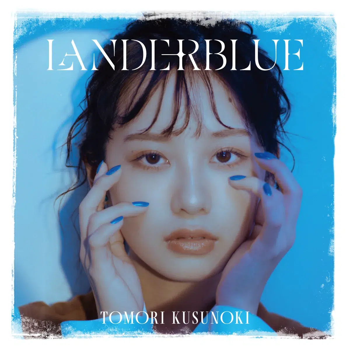 楠木ともり 26歳を記念したバースデーライブ「TOMORI KUSUNOKI BIRTHDAY LIVE 2025 “LAPIDARIES”」を開催!初となるアナログ・レコード盤「PRESSED FLOWERS」発売決定のサプライズ発表も! 15 楠木ともり 26歳を記念したバースデーライブ「TOMORI KUSUNOKI BIRTHDAY LIVE 2025 “LAPIDARIES”」を開催!初となるアナログ・レコード盤「PRESSED FLOWERS」発売決定のサプライズ発表も!