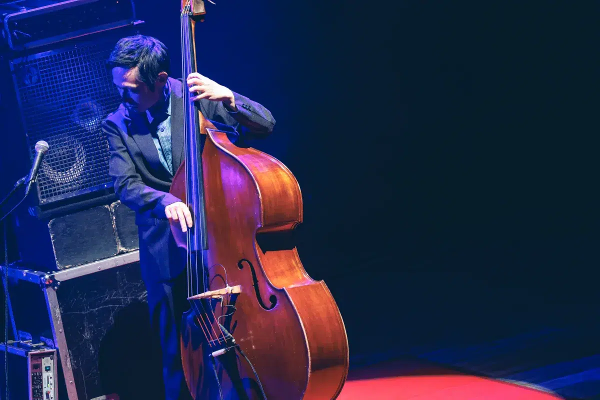H ZETTRIO、年末の渋谷をクリスマス色に染める 祝祭ムードに包まれたライブ大盛況、2026年〈こどもの日10周年SP〉開催決定！