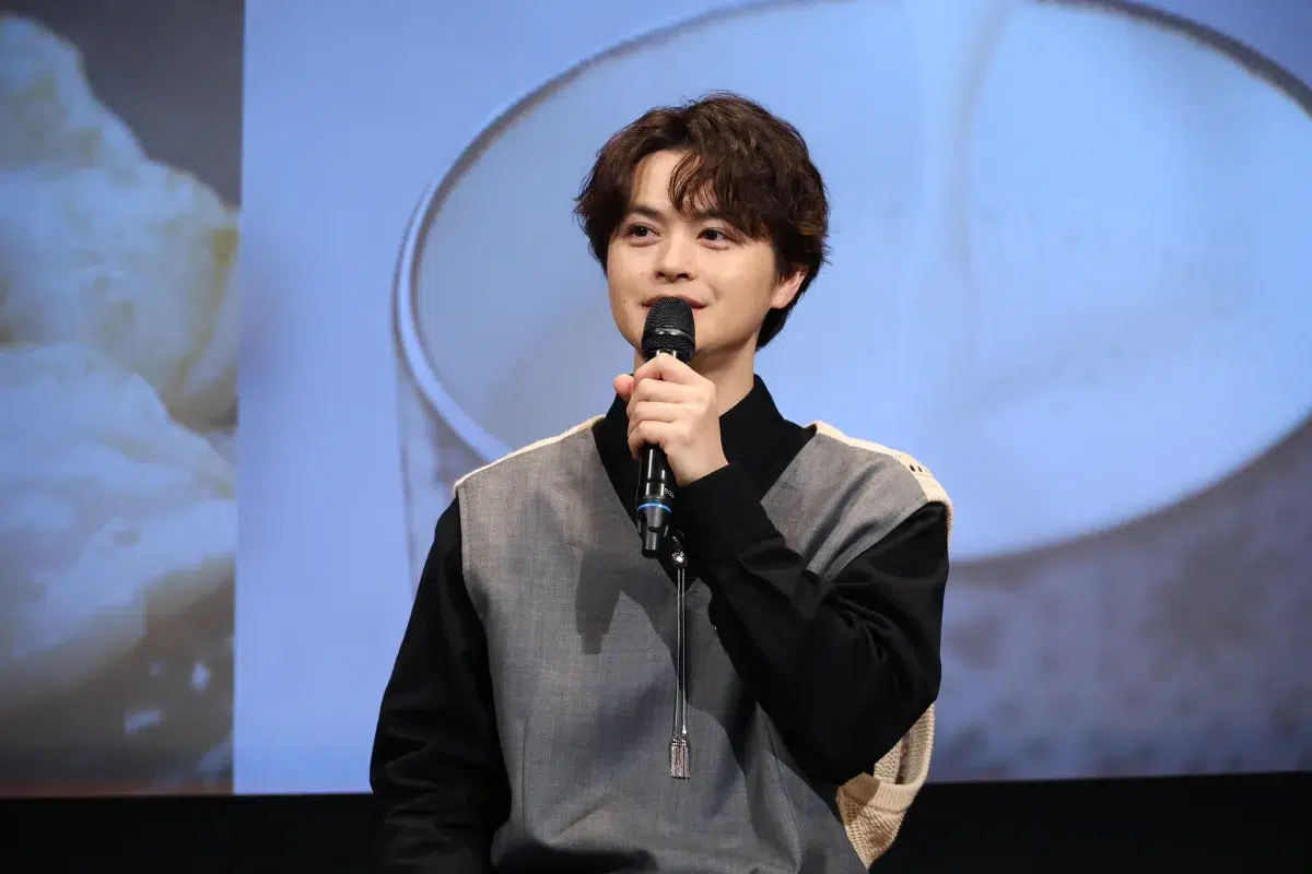 橋本愛・瀬戸康史・比嘉愛未が登壇！ドラマ『にこたま』完成披露で語る“正解のない愛”と撮影秘話
