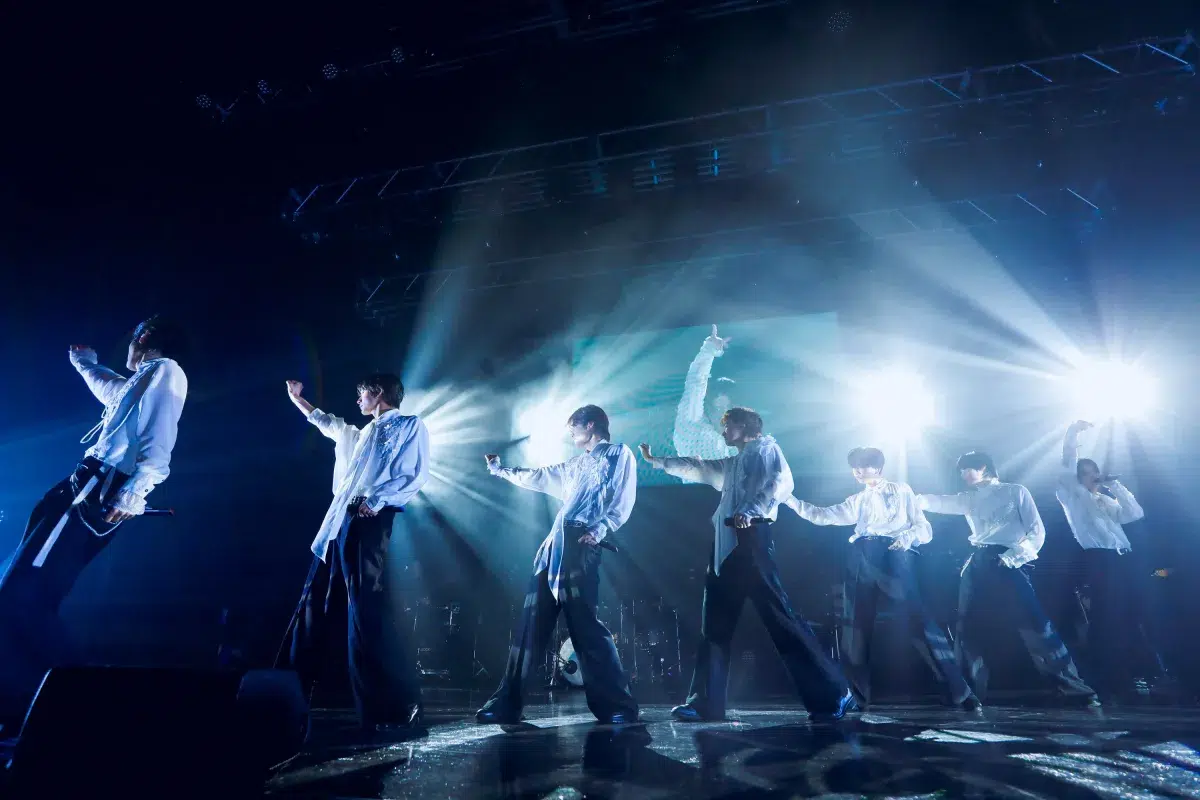 7人組ダンスヴォーカルグループ・原因は自分にある。全6公演のファンクラブ限定ライブツアー「GNJB FC Limited Tour Laboratory- 」が大盛況裏に終了！初の生バンド演奏で約12,000人を魅了