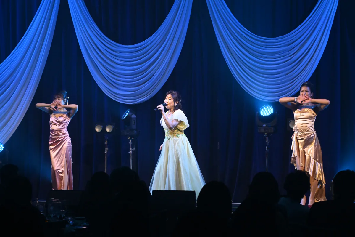 中山秀征 『HESTA大倉 presents 40th ANNIVERSARY HIDEYUKI NAKAYAMA SPECIAL NIGHT2025 「Daisuki de Xmas」昭和歌謡で紡ぐプレミアムナイト』閉幕！