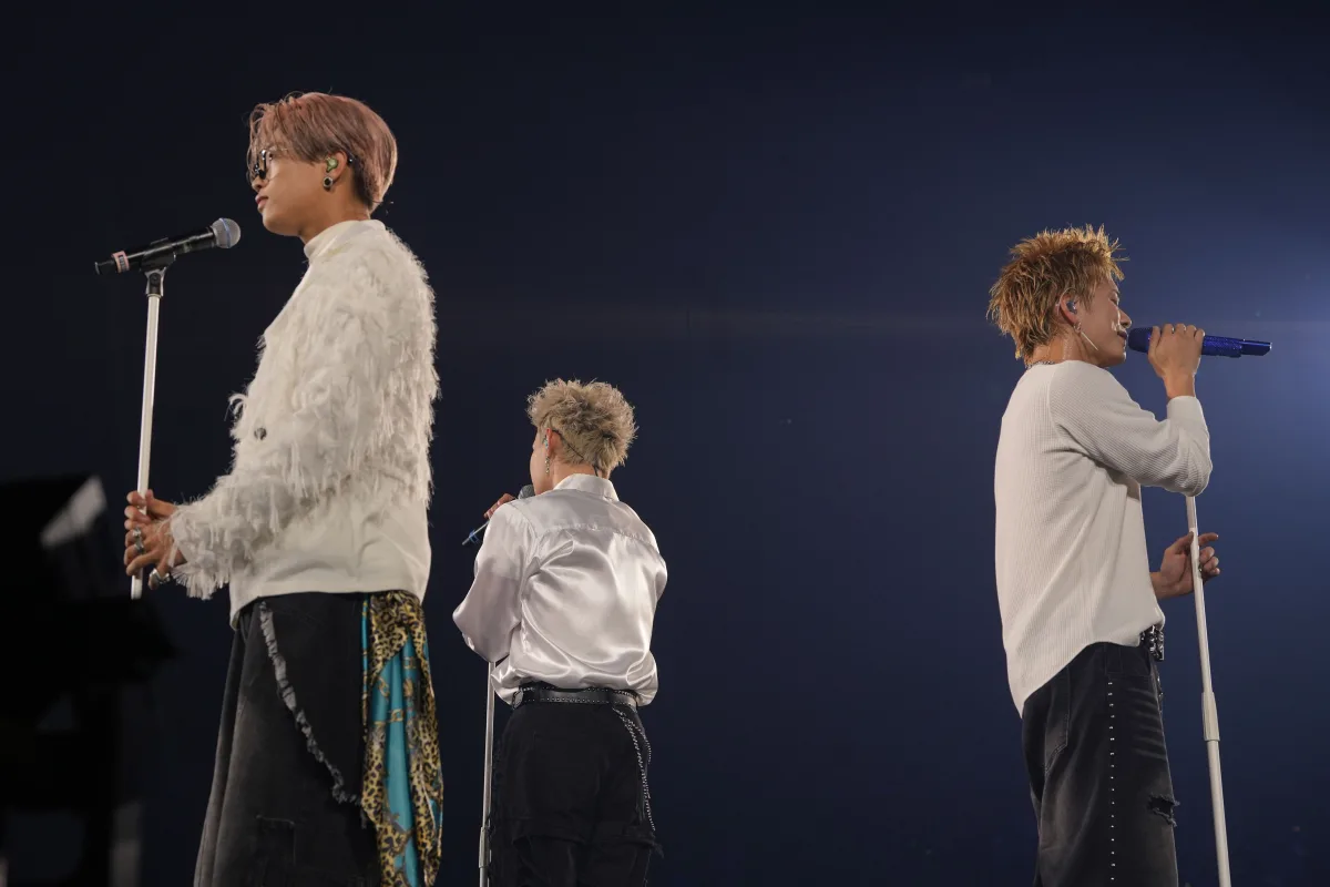 【BALLISTIK BOYZ/PSYCHIC FEVER】２組によるコラボライブ遂に⽇本で初実現︕︕年末に一夜限りの特別な”お祭り”で大盛り上がり！メンバーシャッフルでの楽曲披露や借り物競走、BBZ vs PCFのDANCE TRACKも！！