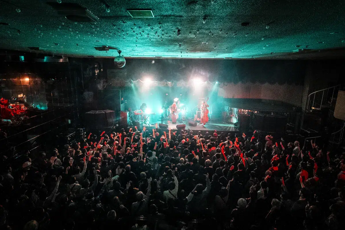 H ZETTRIO with YUCCO MILLER 2025年の終着点に刻まれた化学反応、2026年の次章を予感させた夜