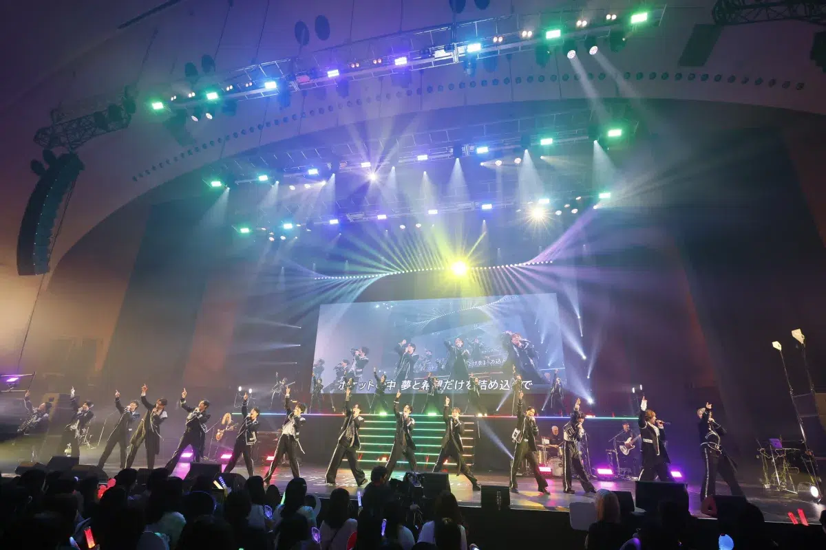 アミューズ所属俳優によるファン感謝祭「ハンサムライブ」大熱狂の中、20年の歴史に一度幕を下ろすパシフィコ横浜国立大ホールにて 全3公演、約12,000人を動員 最終公演にはスペシャルゲストも登場！