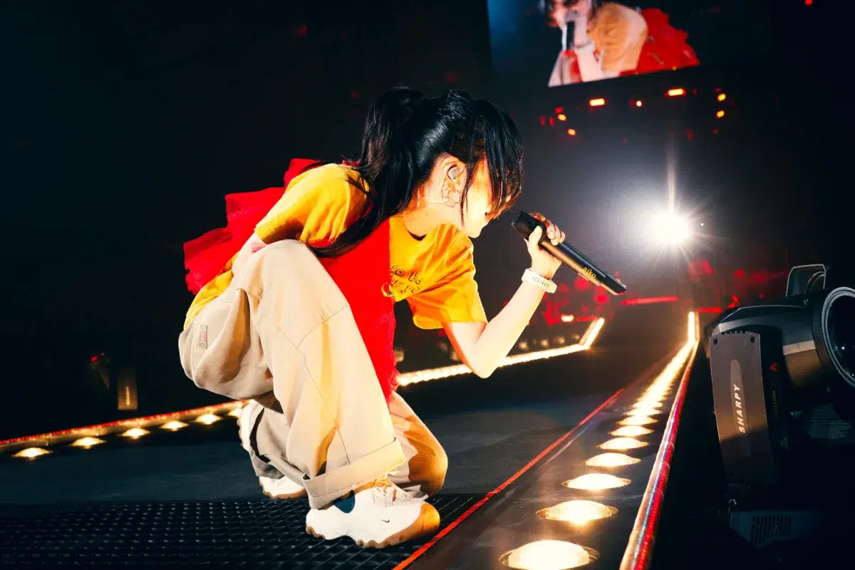 aikoの毎年恒例、new year movie 2026を公開!新シングル「Cry High Fly」の配信事前予約キャンペーンも開始 2 aikoの毎年恒例、new year movie 2026を公開!新シングル「Cry High Fly」の配信事前予約キャンペーンも開始