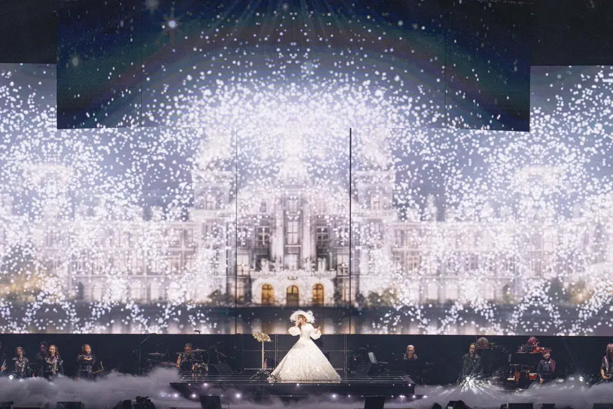 浜崎あゆみ、2026年を迎えるカウントダウン・ライヴを“聖地”代々木で開催!4月8日からのアリーナツアー開催も発表!! 6 浜崎あゆみ、2026年を迎えるカウントダウン・ライヴを“聖地”代々木で開催!4月8日からのアリーナツアー開催も発表!!