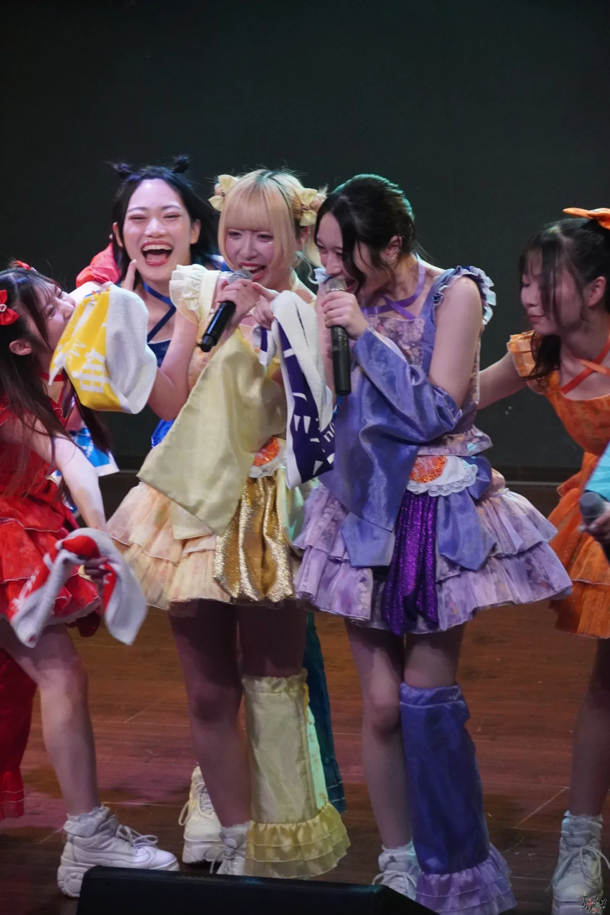 仮面女子＆メノニューイヤー、2026年の幕開けをアキバで熱狂カウントダウン！ちぃたん☆も参戦
