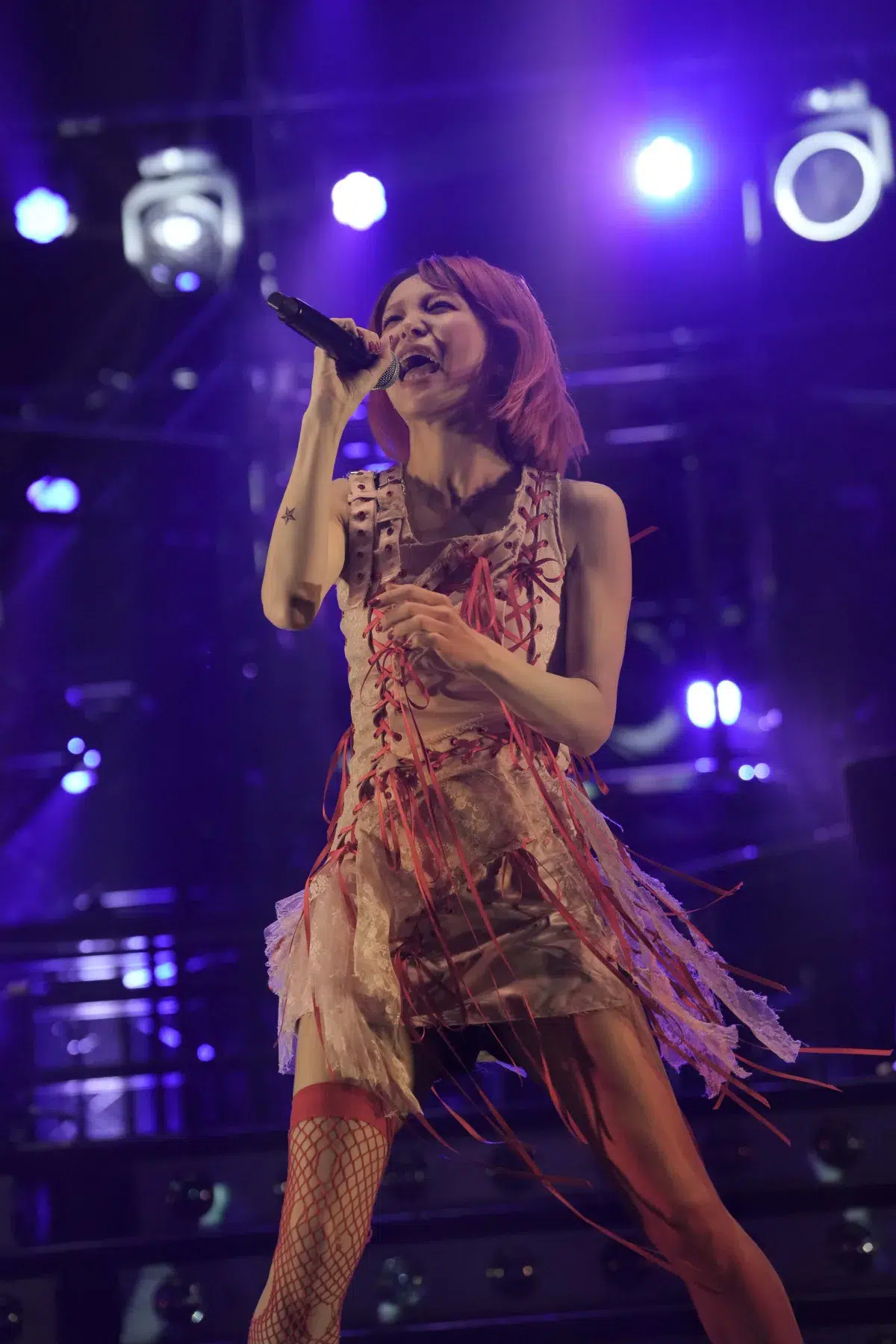 LiSA 約2年ぶりの全国ホールツアー、全18公演を完走し約4万人を動員!&東京公演のライブ写真が初解禁!!&26年4月から15周年イヤーに突入!! 9 LiSA 約2年ぶりの全国ホールツアー、全18公演を完走し約4万人を動員!&東京公演のライブ写真が初解禁!!&26年4月から15周年イヤーに突入!!