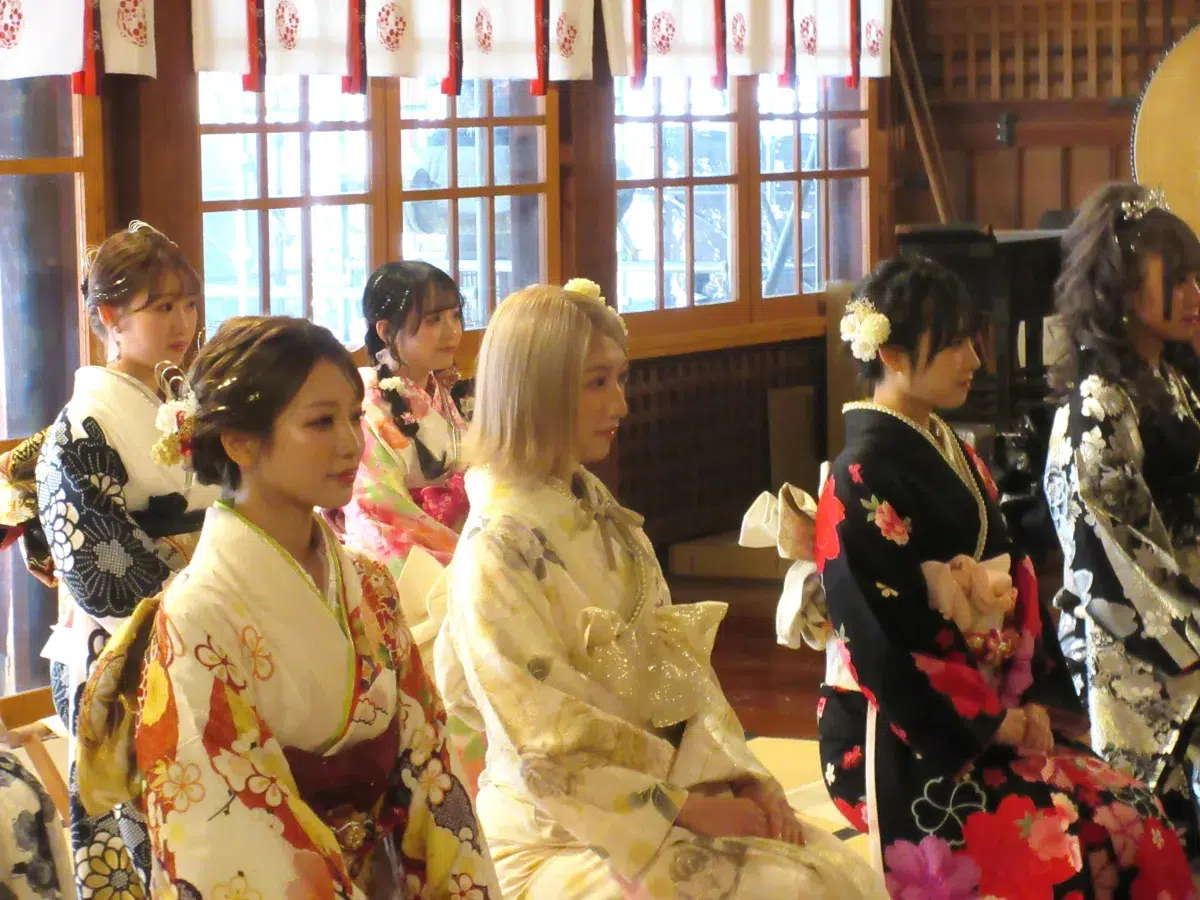 【イベントレポート】NMB48の塩月希依音・坂田心咲・芳賀礼ら2026年新成人メンバー10人が艶やかな晴れ着で集結！それぞれが思い描く20歳の目標とは？