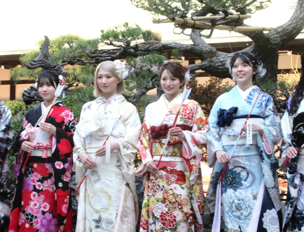 【イベントレポート】NMB48の塩月希依音・坂田心咲・芳賀礼ら2026年新成人メンバー10人が艶やかな晴れ着で集結！それぞれが思い描く20歳の目標とは？