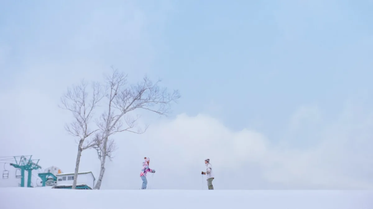 【JR SKISKI】上坂樹里が人生初のスキーに挑戦！新CM「ゲレンデ篇」本日放送開始、リアルな“初体験”の表情に注目