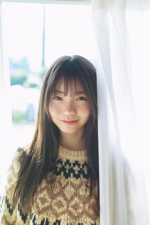 女優・稲垣来泉 新連載「くるみのる」1月28日(水)発売「B.L.T.」3月号よりスタート! 1 女優・稲垣来泉 新連載「くるみのる」1月28日(水)発売「B.L.T.」3月号よりスタート!