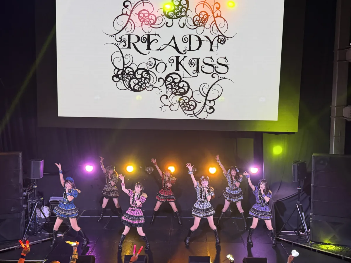 3月31日にシングル『半透明スワロフスキー』を発売する SAY-LA、1月27日に行った新体制初ツアーのファイナル公演で、シングルのタイトルに掛けた阪東名TOUR を春に、6月12日にBLAZE GOTANDAでワンマン公演を行うことを発表。