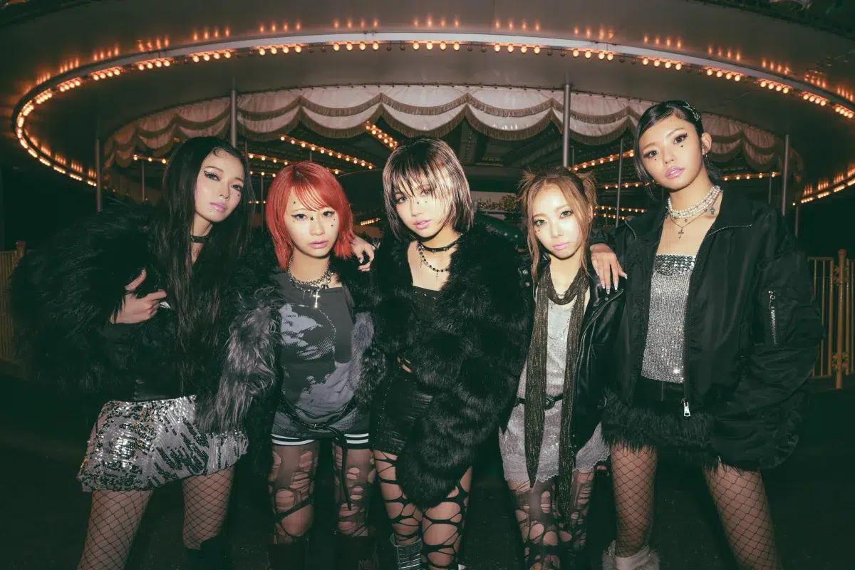 ANNA SUI×MYERAが提示する、わたしだけの色 イベント内では、5/31(日)豊洲PITでのイベント開催もサプライズ発表！
