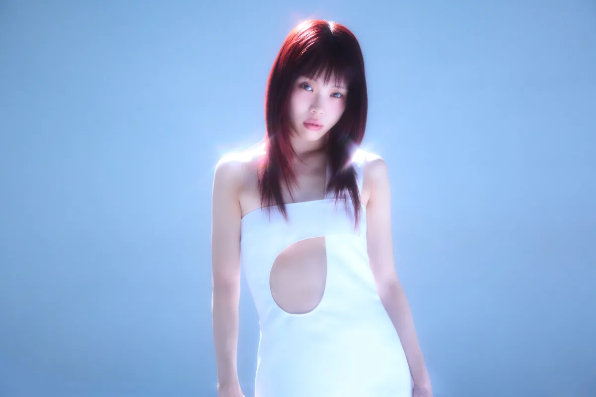 アイナ・ジ・エンドが、3月25日(水)に発売するワンマンライブ映像作品『AiNA THE END "nukariari"』のアートワーク&収録内容を解禁！