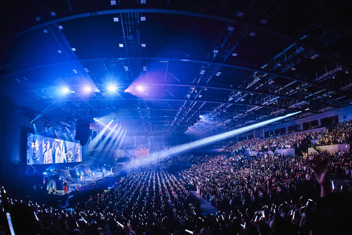 STARGLOW DEBUT SHOWCASE『Wish upon a star』のオフィシャルライブレポートが到着！