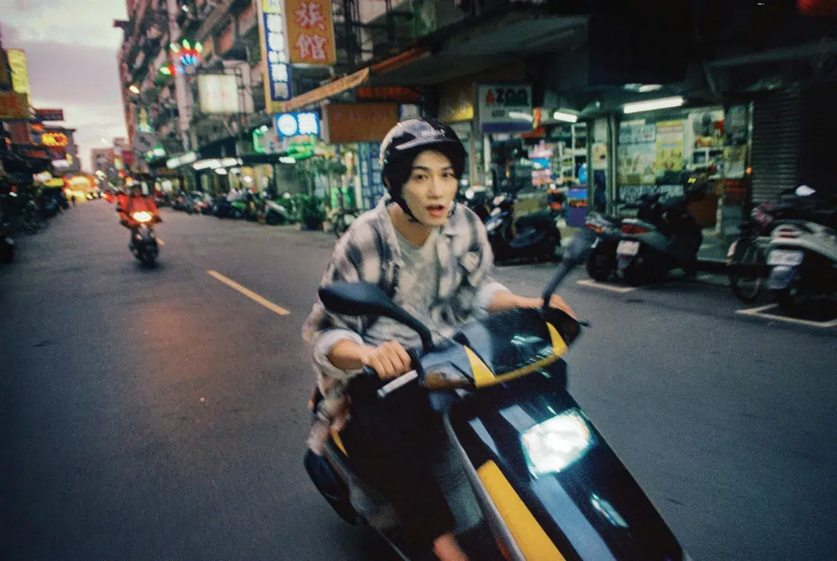 俳優・町田啓太、活動15周年 アニバーサリーフォトブック台北カット解禁! 東京・ソウル・台北3地域で撮影!シンプルに色っぽいシェービングカット解禁! 1 俳優・町田啓太、活動15周年 アニバーサリーフォトブック台北カット解禁! 東京・ソウル・台北3地域で撮影!シンプルに色っぽいシェービングカット解禁!