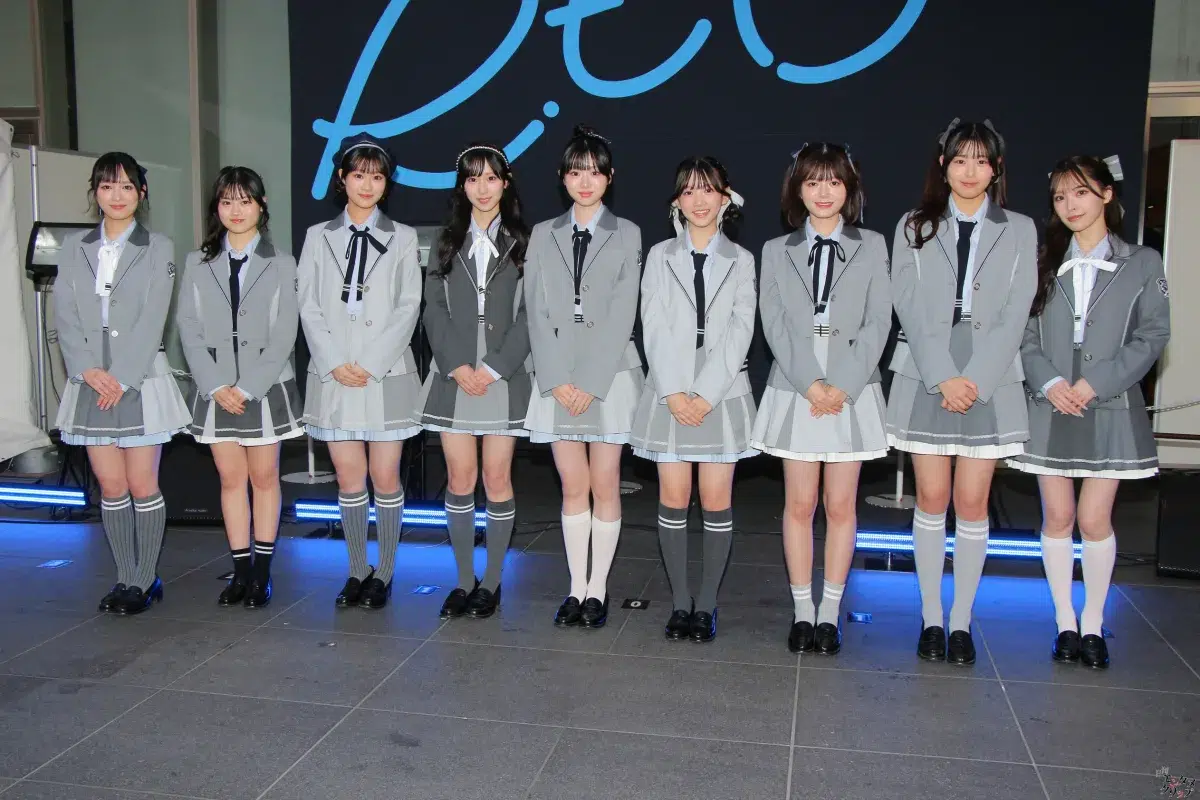 スターダスト女性9人組新アイドルグループ「RE-GE」6月デビュー　新宿でデビューフリーライブ「愛されるようなグループになれるようにがんばりたい」