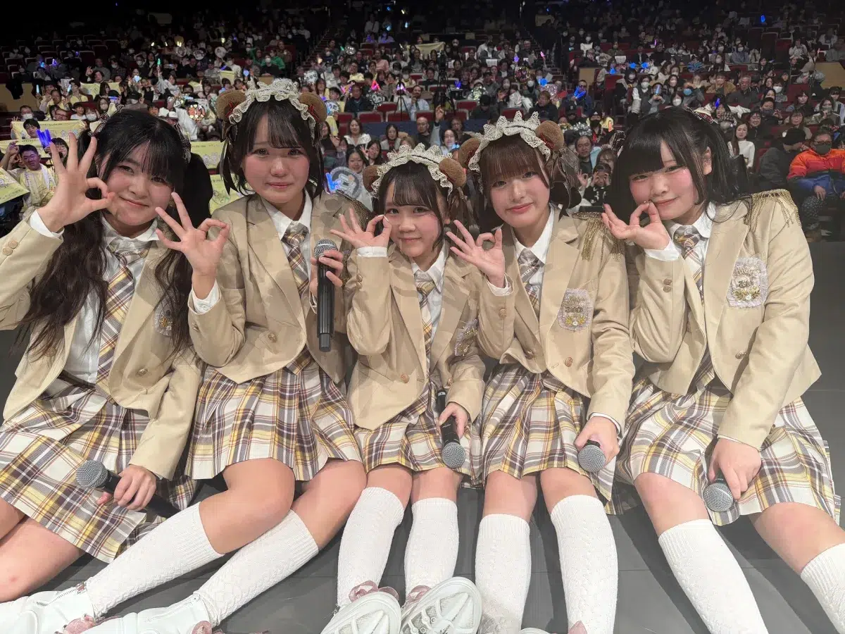 【834枚の軌跡】八戸が揺れた！pacchi単独ライブで最高の景色。新グループ「はっちゃん」も電撃デビュー！～館鼻岸壁朝市の潮風が「地方創生モデル」へ進化。八戸市公会堂が熱狂に包まれた「888大作戦」で見えた新しい夢～